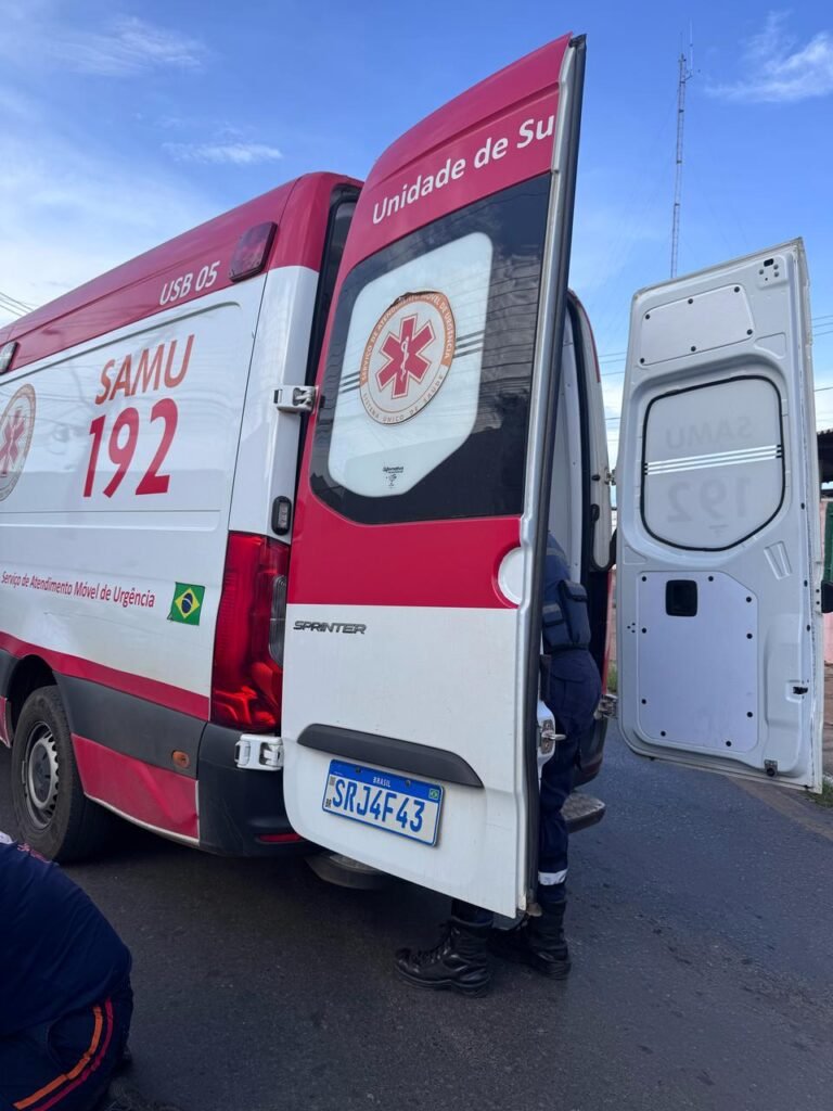 1000361491-768x1024 Acidente de Trânsito na Av. Castelo Branco: Motociclista Envolvida em Colisão