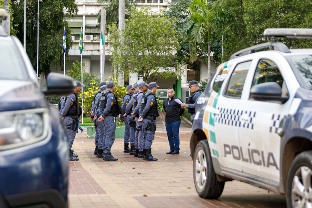 2025-05-15-20-23-img-5641-6826858e9eaf6-1024x683 Prefeitura coordena operação e reforça policiamento na região central