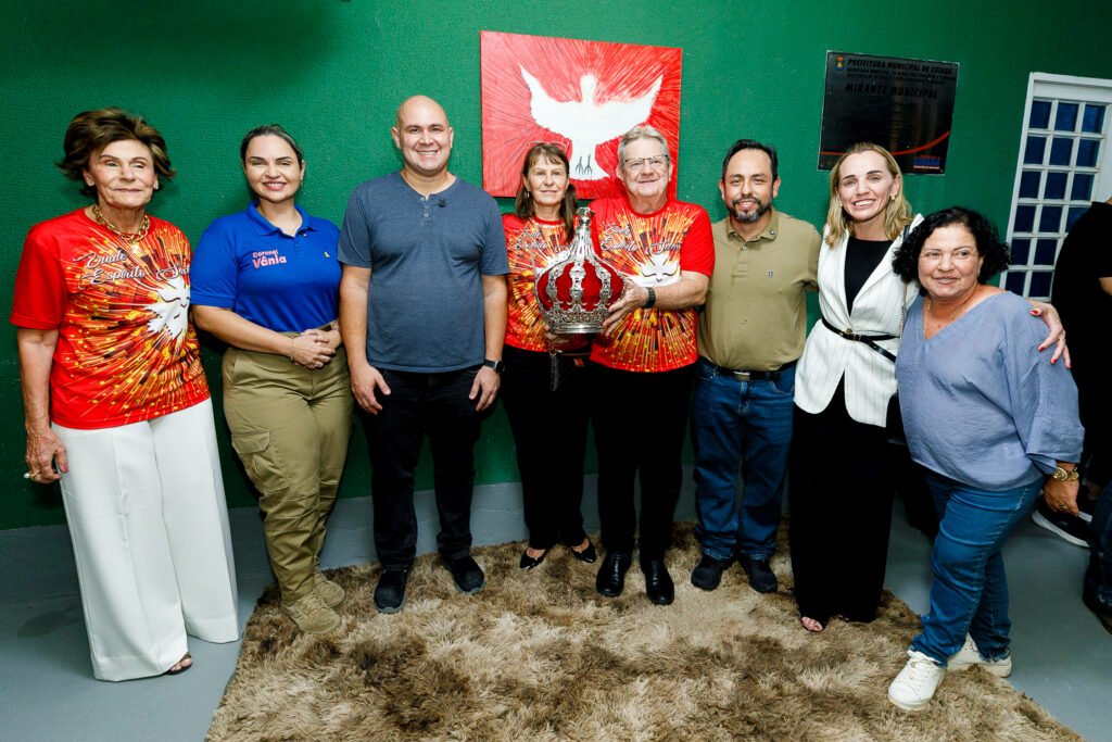 2025-05-26-20-43-img-0569-68350aa9e26fd-1024x683 Devotos da Festa do Senhor Divino 2025 são recebidos na Prefeitura de Cuiabá