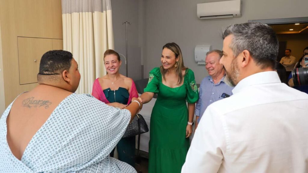75491526d457f1c5ea92f1c8b58a0390-6-1024x576 Várzea Grande realiza cirurgia bariátrica pelo SUS e transforma vida de paciente que aguardava há mais de dois anos