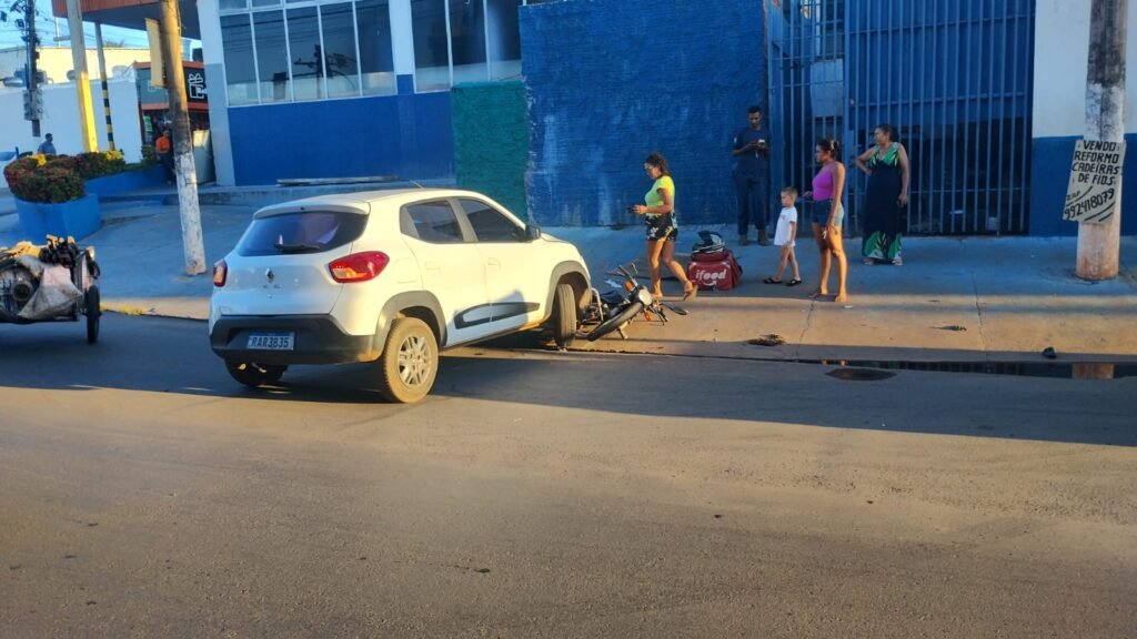 WhatsApp-Image-2025-05-01-at-18.33.26-1024x576 Acidende de trânsito sem vítimas em Varzea Grande MT