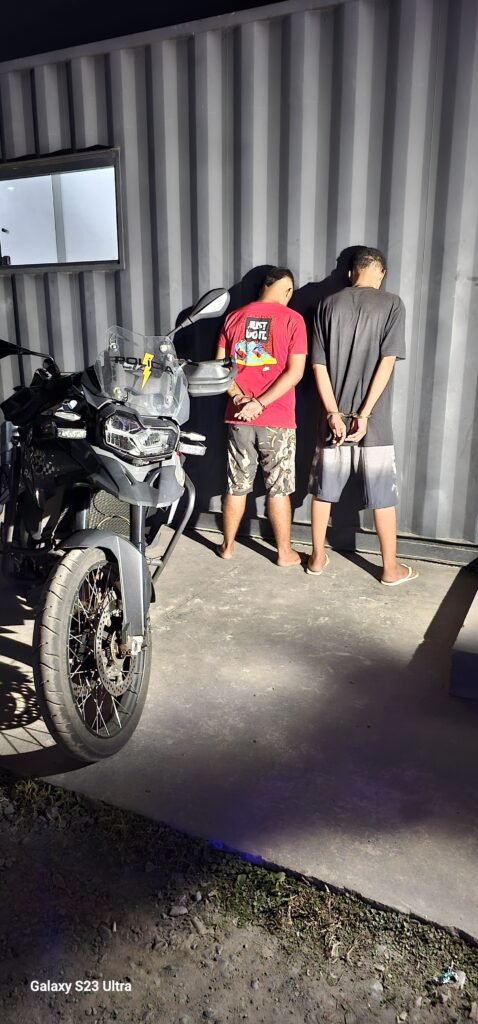 WhatsApp-Image-2025-05-23-at-23.57.47-2-478x1024 Dupla é presa por tráfico de drogas em residência no bairro São João Del Rey, em Cuiabá
