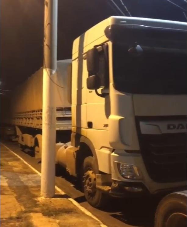 carreta-1- Polícia Militar recupera mais dois veículos de carga furtados em Rondonópolis
