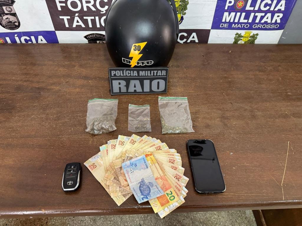 16.06-caminhonete-adulterada-roo-2 PM e PRF apreendem caminhonete com placas adulteradas e prendem homem em Rondonópolis