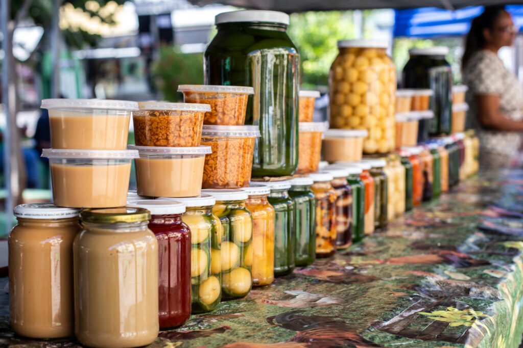 2025-06-02-12-28-imgl4932-683dd1455bfac-1024x683 Feira da Agricultura Familiar atrai grande público na Praça da República