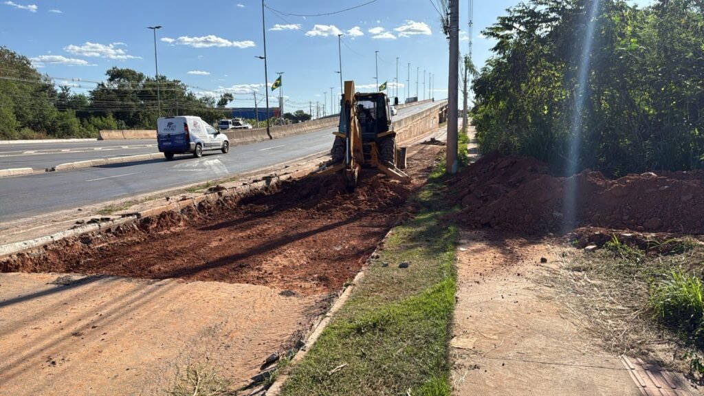 2025-06-20-10-27-whatsapp-image-2025-06-18-at-171125-68556fcdbe076-1024x576 Prefeitura inicia reparos no pavimento do viaduto Deputado Walter Rabello