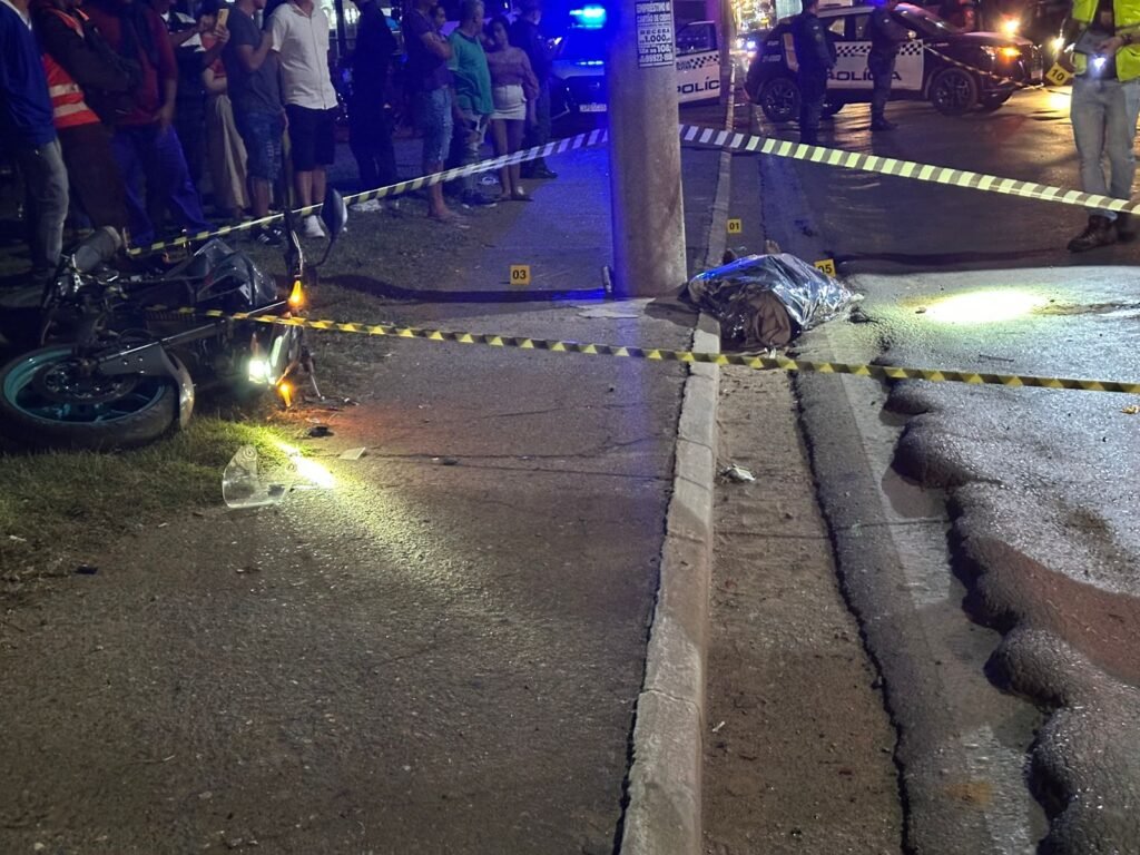 WhatsApp-Image-2025-06-03-at-20.39.41-1-1024x768 Motociclista morre após colidir com poste na avenida Fernando Corrêa, em Cuiabá
