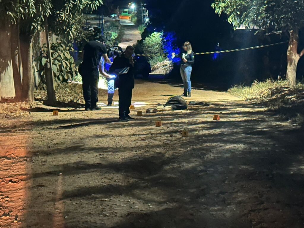 WhatsApp-Image-2025-06-08-at-09.30.19-1024x768 Homem é executado a tiros durante a madrugada no bairro Vila Nova, em Cuiabá