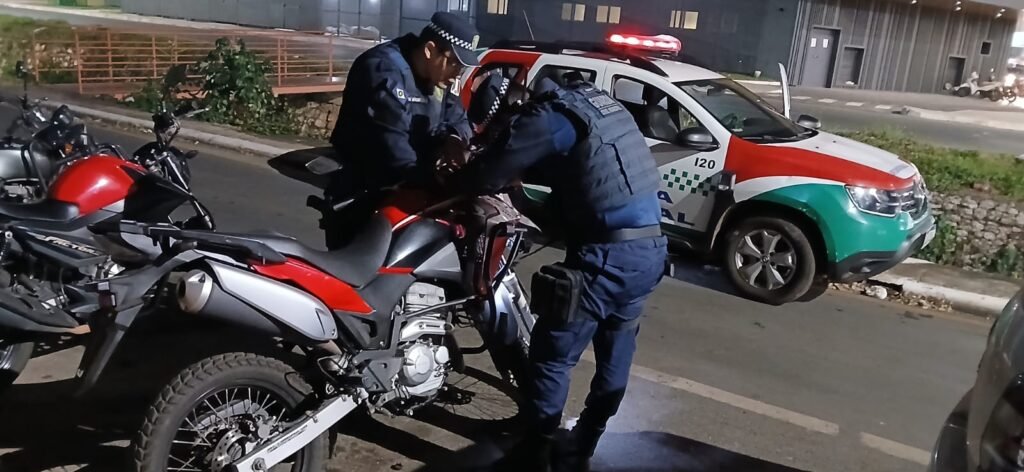 WhatsApp-Image-2025-06-16-at-21.03.28-1024x472 Guarda Municipal de Várzea Grande recupera motocicleta furtada em Cuiabá