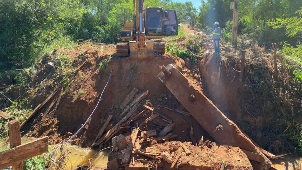 bb509c2ad5a835213ff7dc4ac7a37877-1024x576 Prefeitura apresenta avanços na reconstrução da ponte entre Monte Castelo e Vila Operária