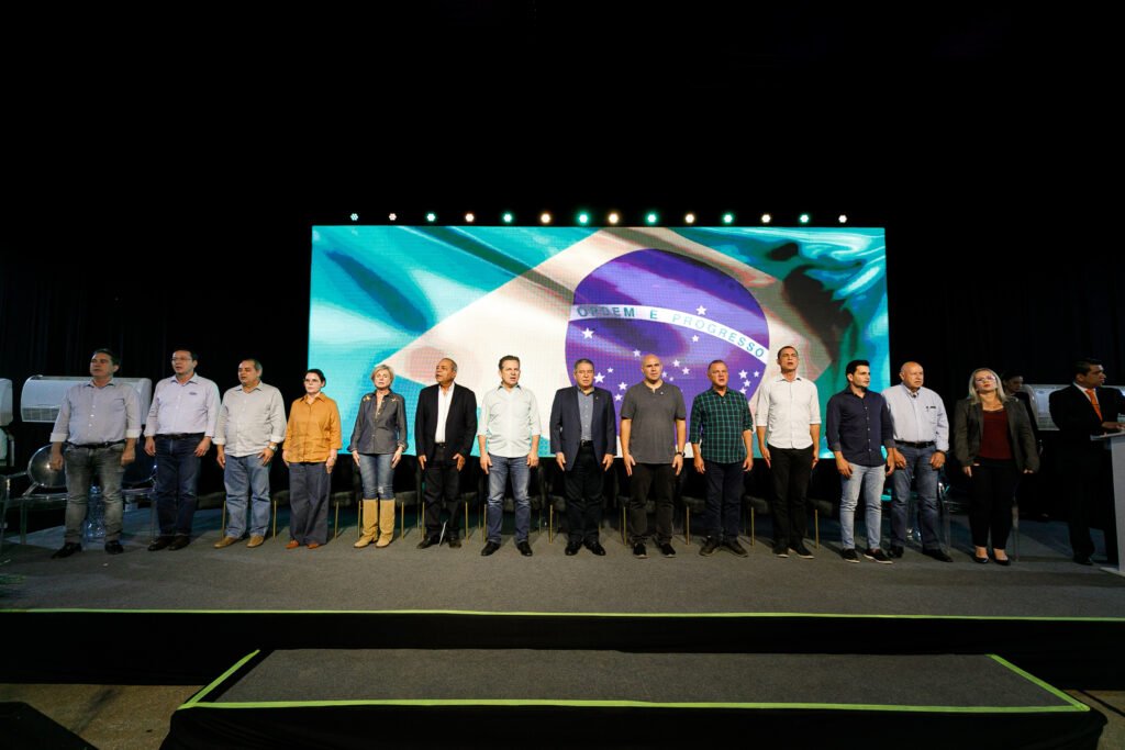 2025-07-12-08-41-img-7425-687257efa3a15-1024x683 Prefeitura de Cuiabá participa da 57ª Expoagro e promove noite histórica dedicada ao lambadão