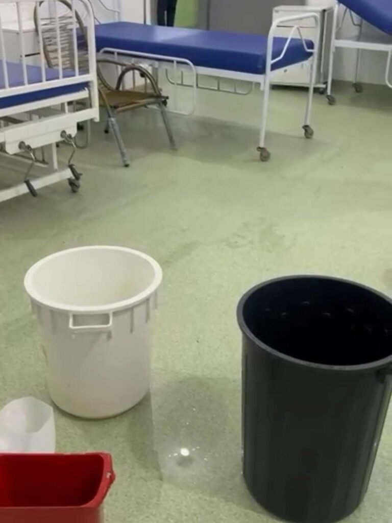 81f8dce1f7022c0e12ee045a4c15d038-768x1024 Obras no Pronto-Socorro de Várzea Grande começam nesta terça com foco em áreas críticas