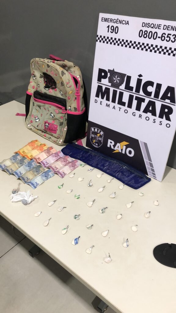 WhatsApp-Image-2025-07-02-at-20.48.49-576x1024 Mulher é presa por tráfico de drogas em barracão abandonado no Centro Sul de Várzea Grande