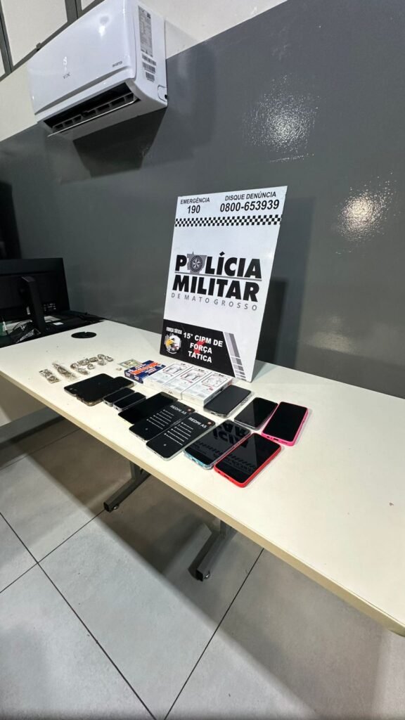 WhatsApp-Image-2025-07-23-at-01.00.49-576x1024 Dupla é presa com drogas e celulares prontos para serem levados a presídios de Cuiabá e VG