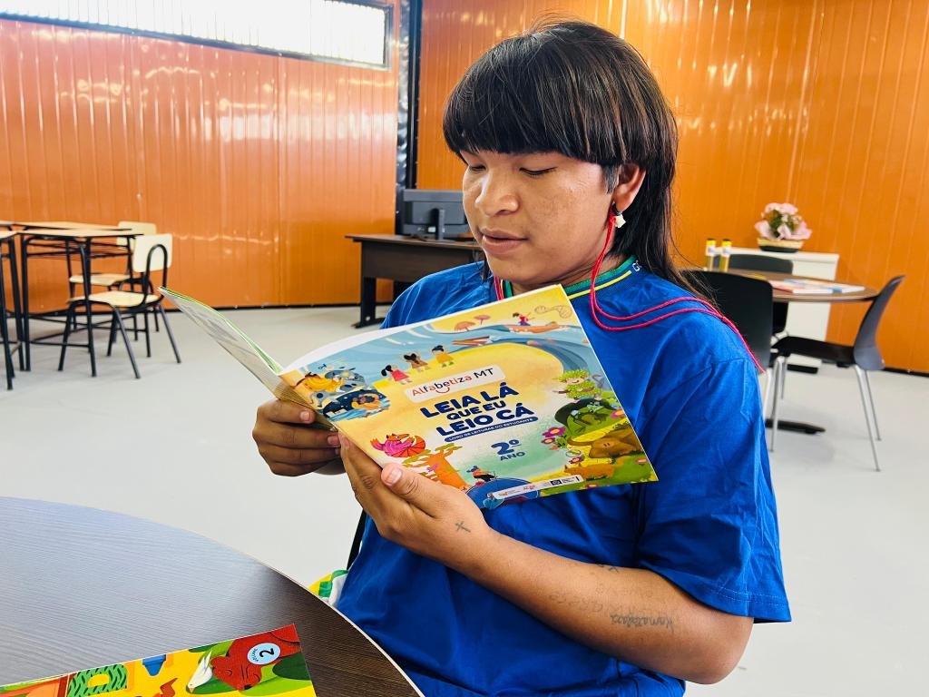 WhatsApp-Image-2025-07-23-at-16.46.00 Governo de MT entrega escola indígena com estrutura moderna para mais de mil estudantes na aldeia Dolowikwa, a 200 km de Juína