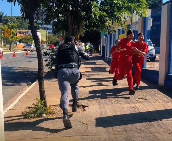 treino-1- Força Tática simula ocorrência de ataque em escola militar de Cuiabá