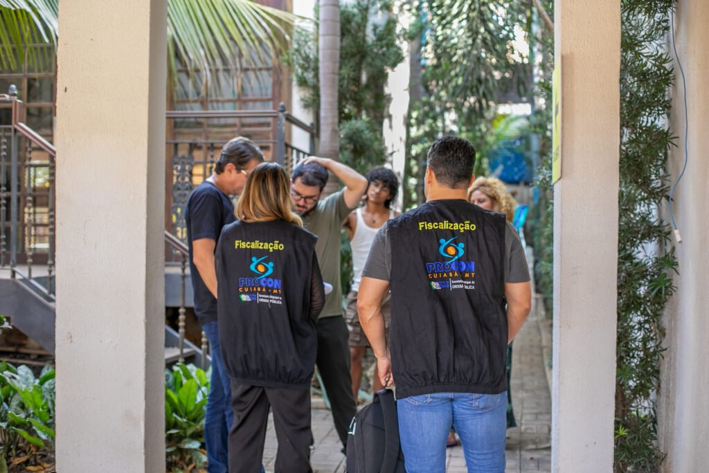 2025-08-20-16-22-0h4a9862-68a62e6a3479b-1024x683 Procon notifica empresa de eventos por irregularidade na venda de meia-entrada em Cuiabá