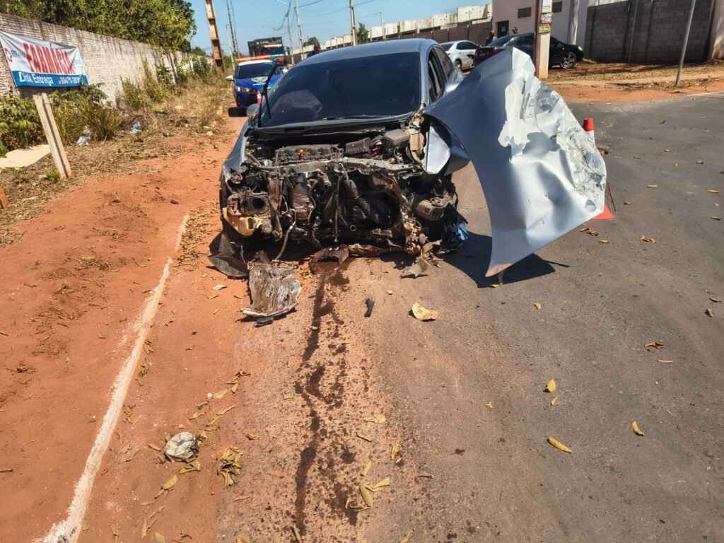 934d1d72-50a3-4652-a7a0-37df91957923-1024x768 Sinistro grave na Av. São Gonçalo deixa três feridos em Várzea Grande