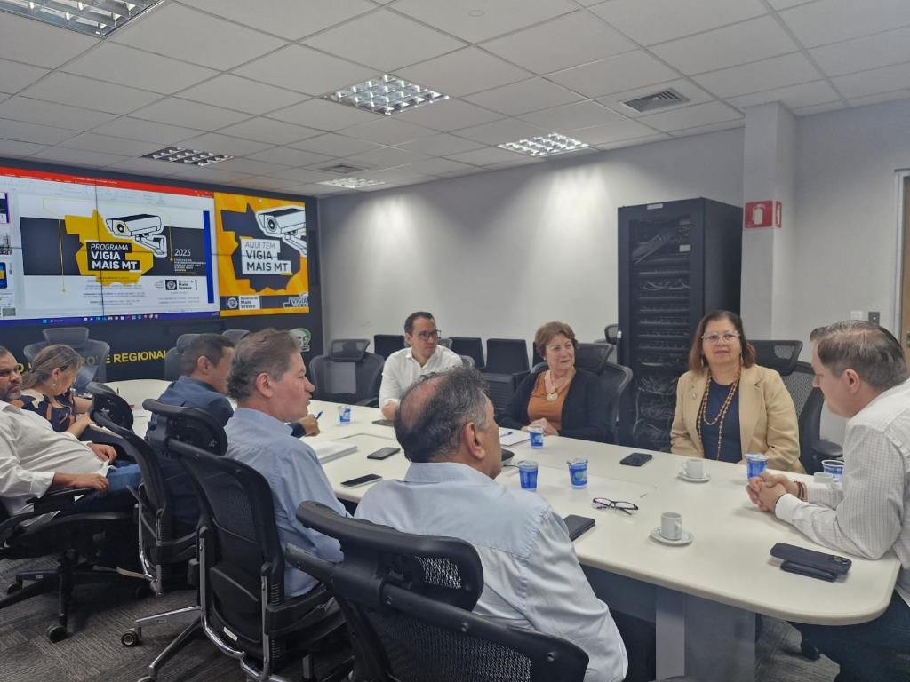 WhatsApp-Image-2025-08-08-at-18.02.26 Sesp entrega 66 câmeras do Vigia Mais MT para UFMT e define ações para segurança no campus