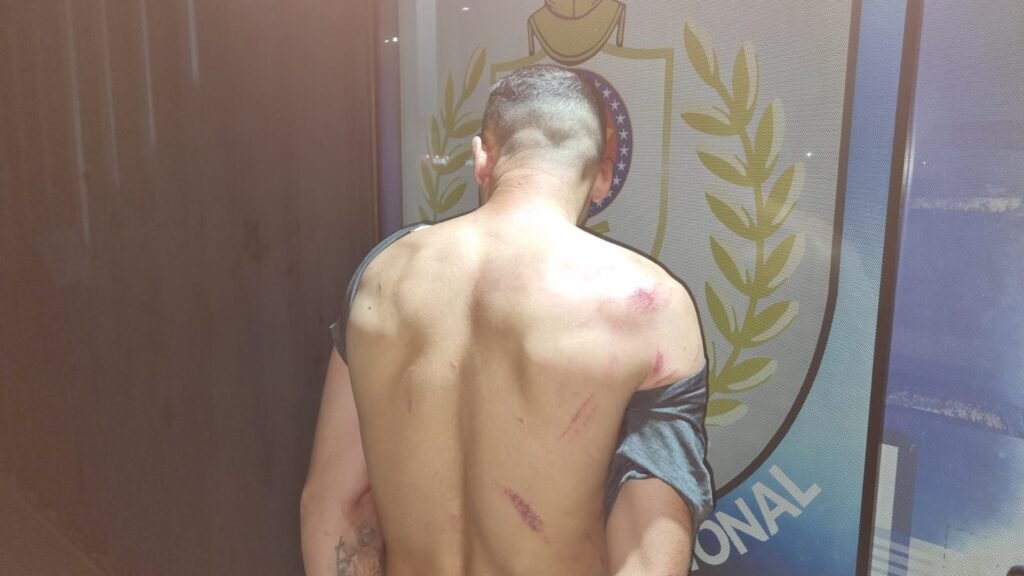 WhatsApp-Image-2025-08-12-at-04.01.18-1024x576 Homem com passagens policiais é preso com drogas durante patrulhamento no bairro Nova Canaã, em Cuiabá