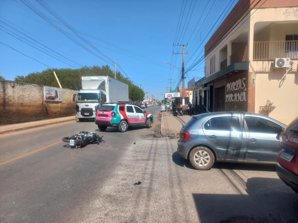 WhatsApp-Image-2025-08-15-at-15.28.29-1024x768 Motociclista sem habilitação agride motorista após colisão na Avenida Alzira Santana