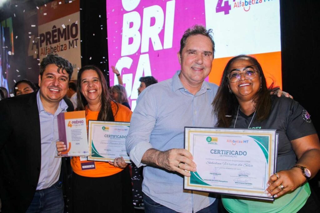 b398e5ff24bd63a0a89aeacee8de12bb-1024x682 Várzea Grande é destaque no Prêmio Alfabetiza MT com 12 escolas premiadas