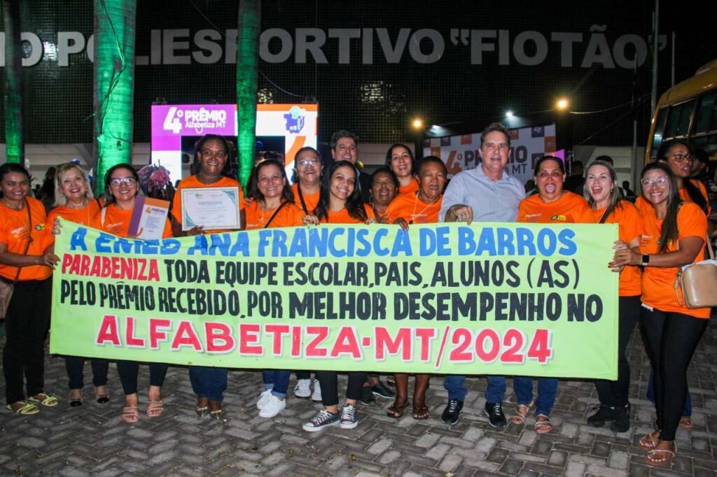 d062244bfc3ff70e062fb1017cf643ed-1024x682 Várzea Grande é destaque no Prêmio Alfabetiza MT com 12 escolas premiadas