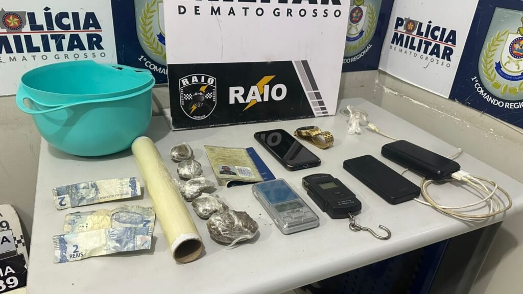 1000613649-1024x576 Homem com diversas passagens é preso usando criança de colo como disfarce em Cuiabá