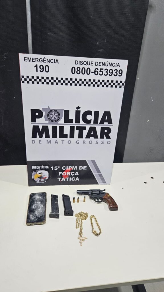1000613869-576x1024 Força Tática prende foragido com arma de fogo em Várzea Grande