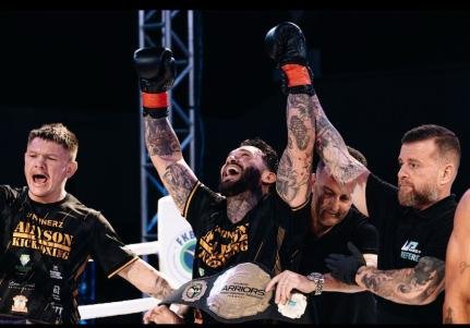 1000616754 Adriano Oliveira e Allysson Campos conquistam cinturões no MT Warriors Championship em Cuiabá