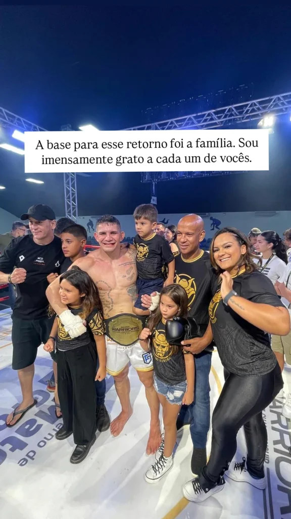 1000616757-576x1024 Adriano Oliveira e Allysson Campos conquistam cinturões no MT Warriors Championship em Cuiabá