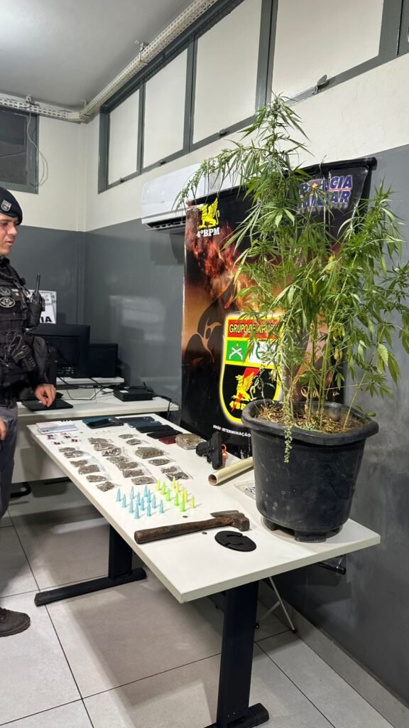 1000617634-576x1024 Polícia Militar desmantela facção criminosa em Várzea Grande após sequestro brutal e tentativa de homicídio