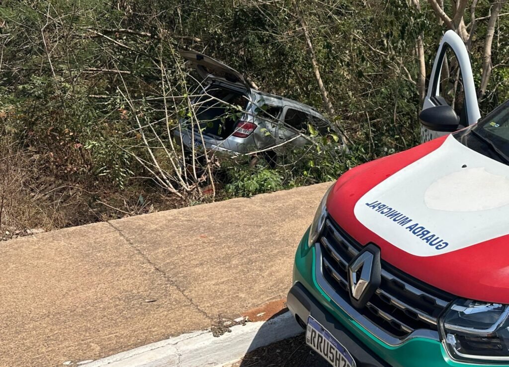 WhatsApp-Image-2025-09-06-at-14.17.57-1024x739 Acidente deixa duas mulheres feridas na Estrada da Guarita em Várzea Grande