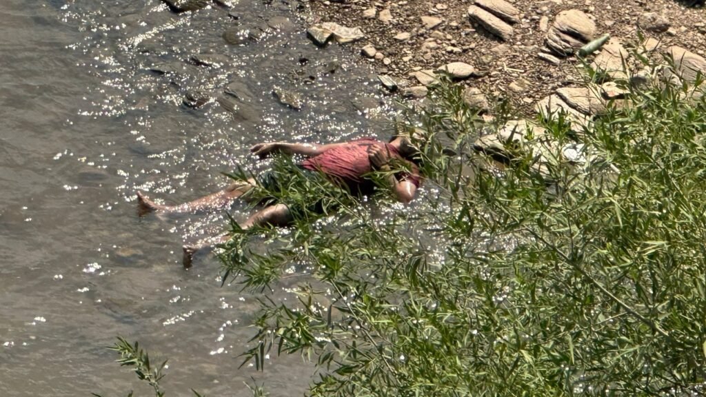 1000622611-1024x576 Homem é encontrado morto no rio na região do Cais, em Cuiabá