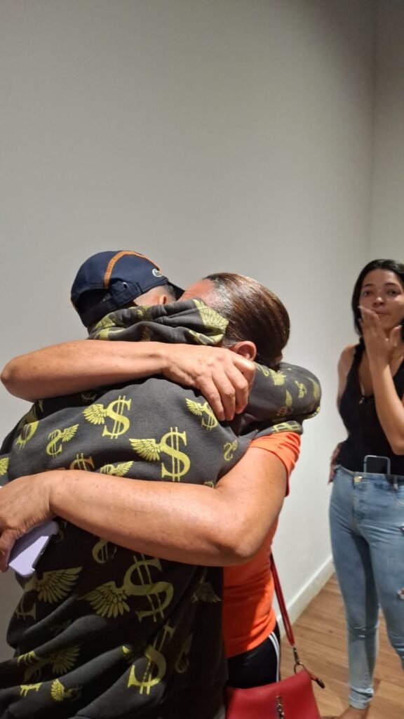 1000635461-576x1024 Gabriel G10 embarca rumo ao Nordeste e assina contrato com empresa de Daniel Alves