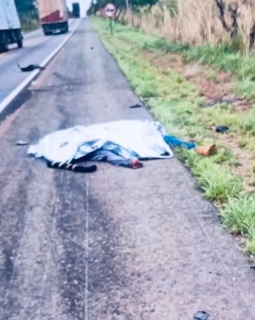 1000660621 Motociclista morre em colisão frontal na BR-070 próximo a Livramento