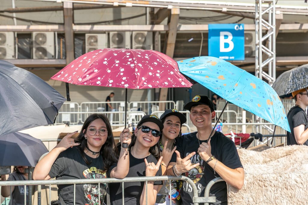 2025-11-01-10-22-0h4a0841-690617a4287e1-1024x683 Arena Pantanal lota com show histórico do Guns N’ Roses em Cuiabá