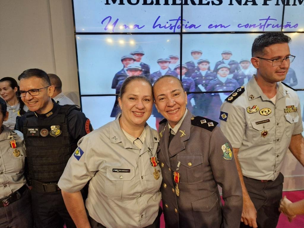 MEDALHAS-POLICIAL-MULHER-2 PMMT homenageia mais de 100 mulheres e esposas de militares em solenidade especial em Cuiabá