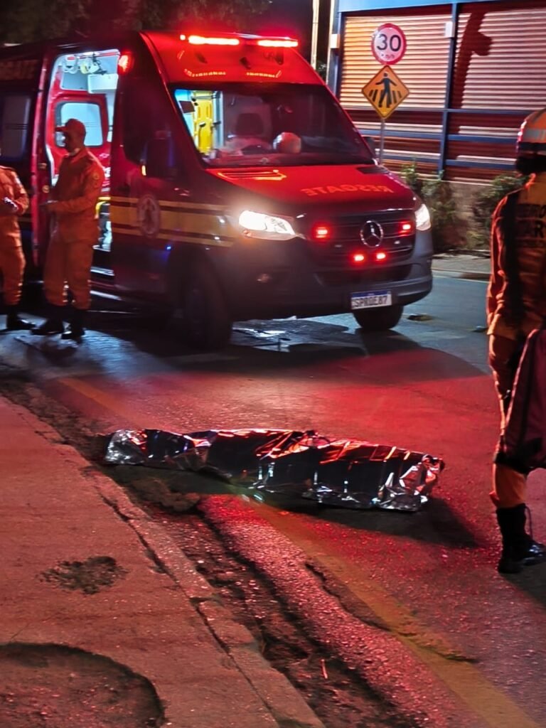 WhatsApp-Image-2025-11-13-at-00.50.19-768x1024 Motoqueiro morre após tentar evitar colisão com caminhão em Cuiabá