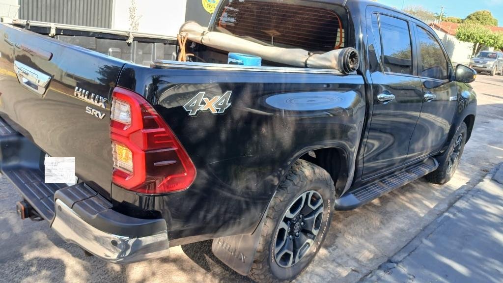 WhatsApp-Image-2025-11-13-at-09.41.22 Polícia Civil prende especialista em furtos de caminhonetes durante operação em Araputanga Veículos eram levados para a Bolívia;