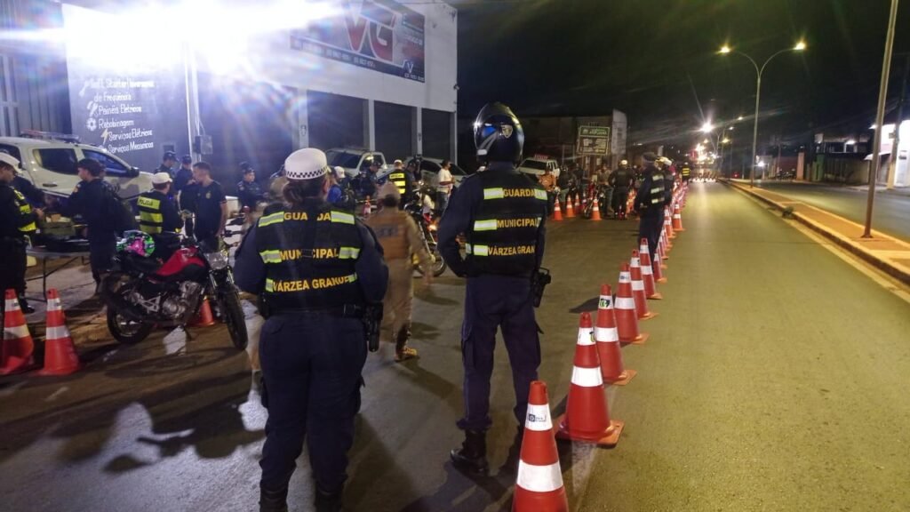 WhatsApp-Image-2025-11-19-at-09.54.16-1024x576 Operação Lei Seca remove 58 motos e aplica mais de 100 autuações em Várzea Grande