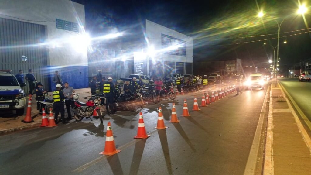 WhatsApp-Image-2025-11-19-at-09.54.17-1024x576 Operação Lei Seca remove 58 motos e aplica mais de 100 autuações em Várzea Grande