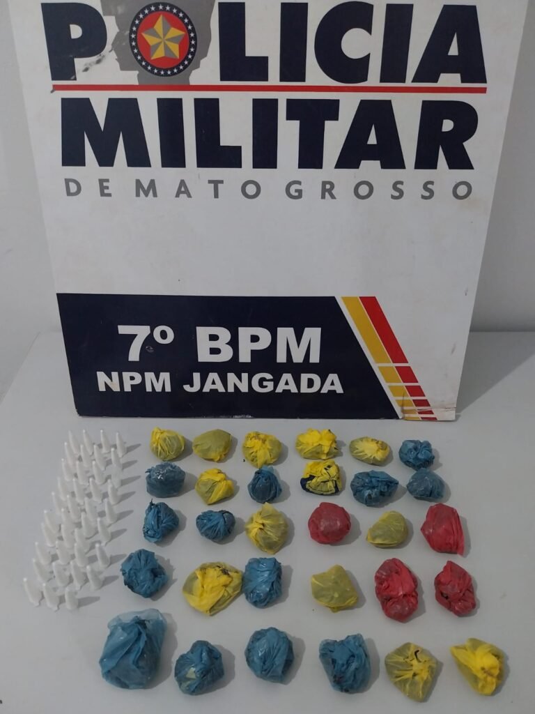 1000687022-768x1024 Dupla é presa com grande quantidade de drogas após tentativa de fuga em Jangada