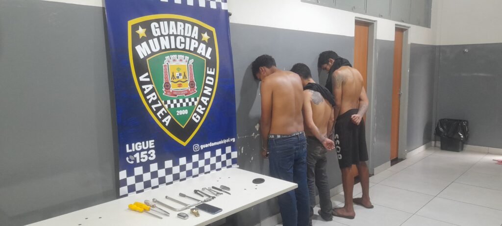 1000727556-1024x461 Quadrilha especializada em furto de módulos de caminhões é presa em Várzea Grande