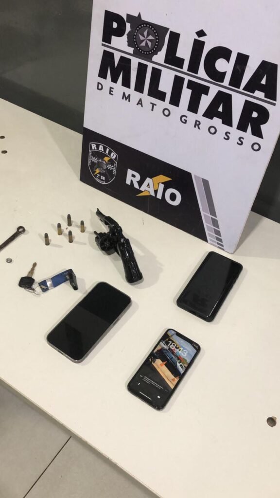 1000737413-576x1024 Perseguição termina com suspeito morto, feridos por atropelamento e quadrilha desarticulada em Várzea Grande