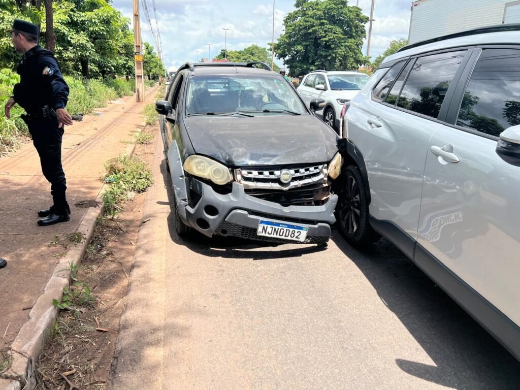 1000741217-1024x768 Perseguição termina com suspeito preso após roubo e fuga cinematográfica em Cuiabá