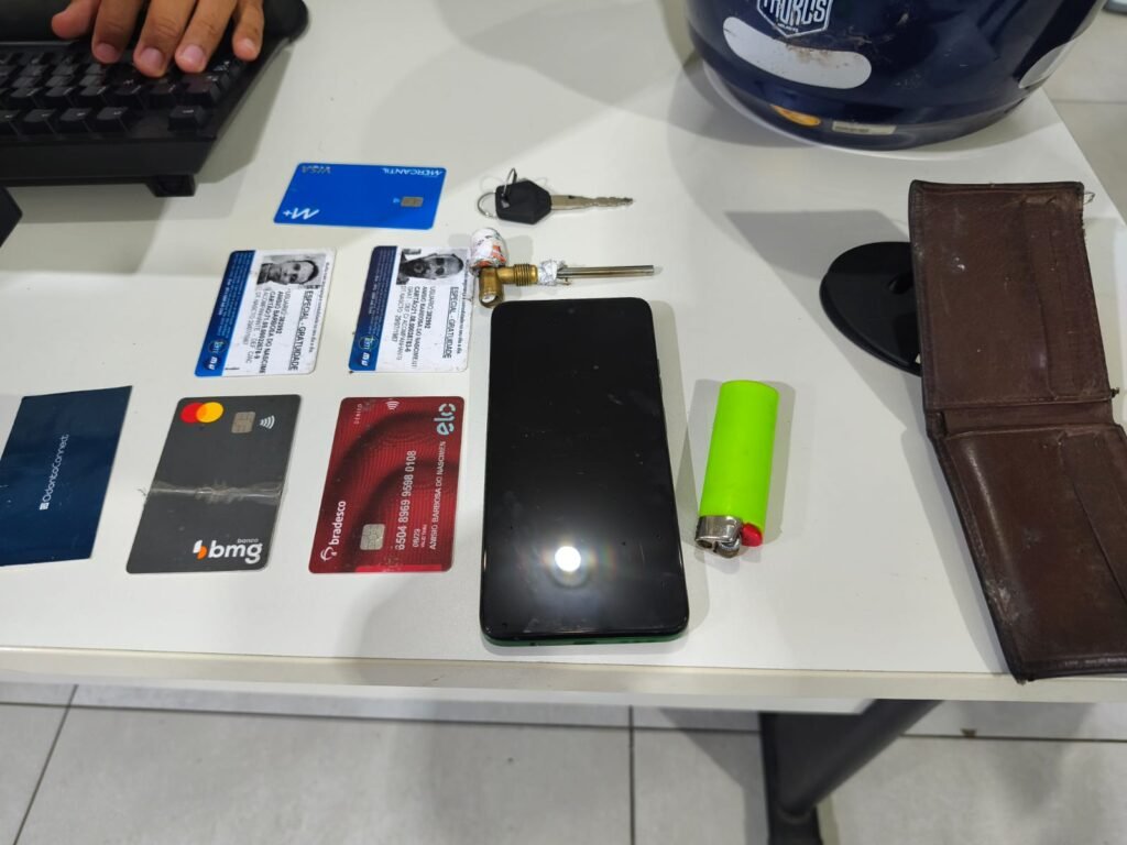 WhatsApp-Image-2026-01-12-at-00.50.13-1-1024x768 Perseguição cinematográfica termina com ladrão preso após roubo a farmácia