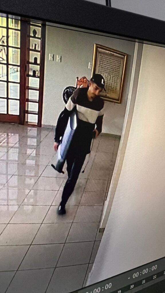 1000847240-576x1024 Violência brutal em Cuiabá: idoso é espancado, amarrado e feito refém dentro de casa no Shangri-lá