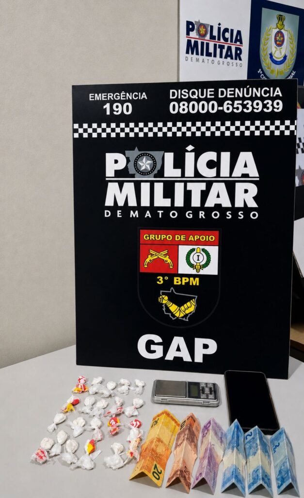 1000877276-627x1024 Mulher tenta fugir, esconde drogas dentro de fogão e acaba presa no Jardim Vitória em Cuiabá