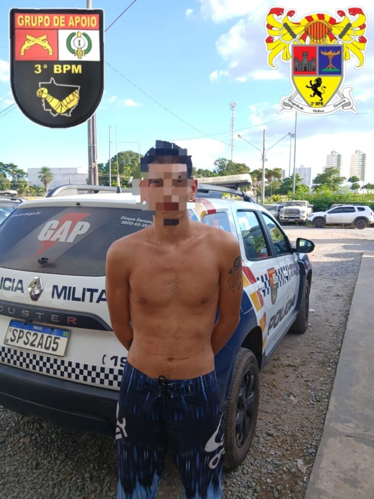 WhatsApp-Image-2026-05-06-at-17.09.33-768x1024 Suspeito tenta fugir e acaba preso com drogas prontas para venda no Primeiro de Março